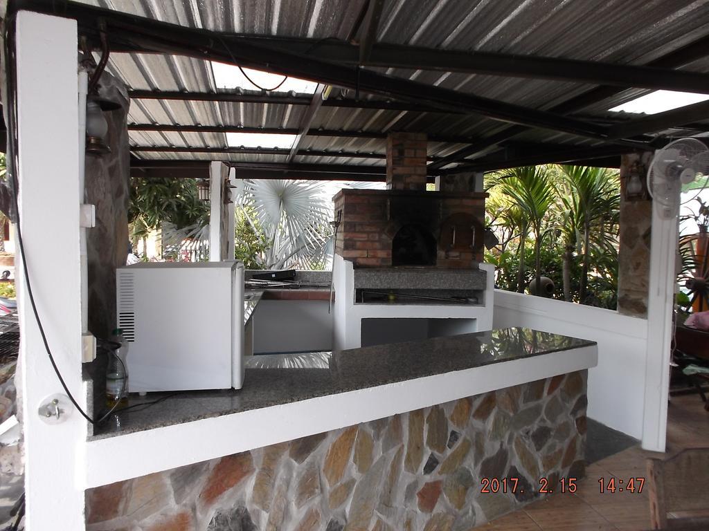Ryans Resort Prasat Εξωτερικό φωτογραφία