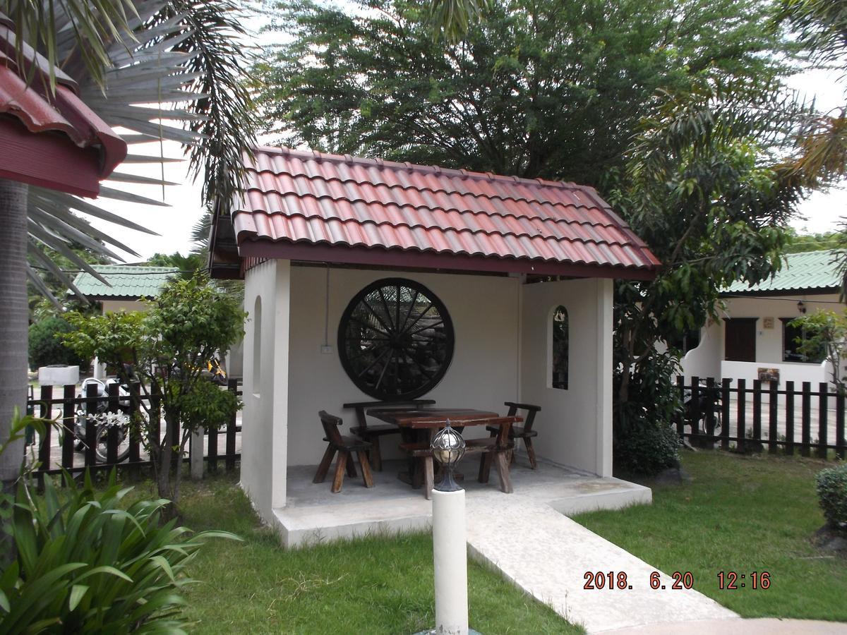 Ryans Resort Prasat Εξωτερικό φωτογραφία